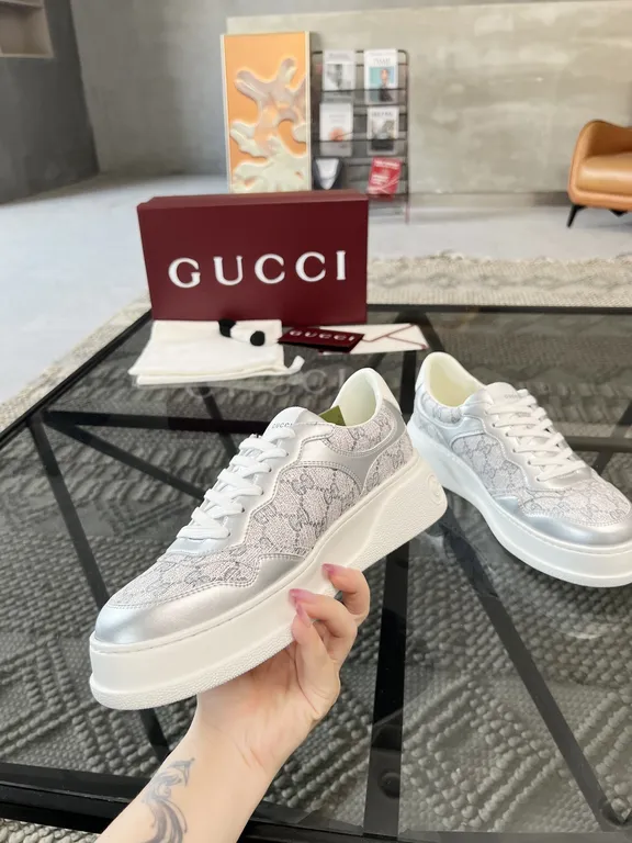 Gucci Shoe 